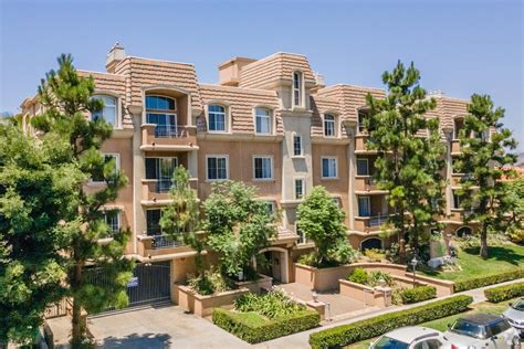 Find low income, HUD, and Section 8 apartments for rent in Los Angeles, CA with Apartment Finder. . Apartment listings los angeles